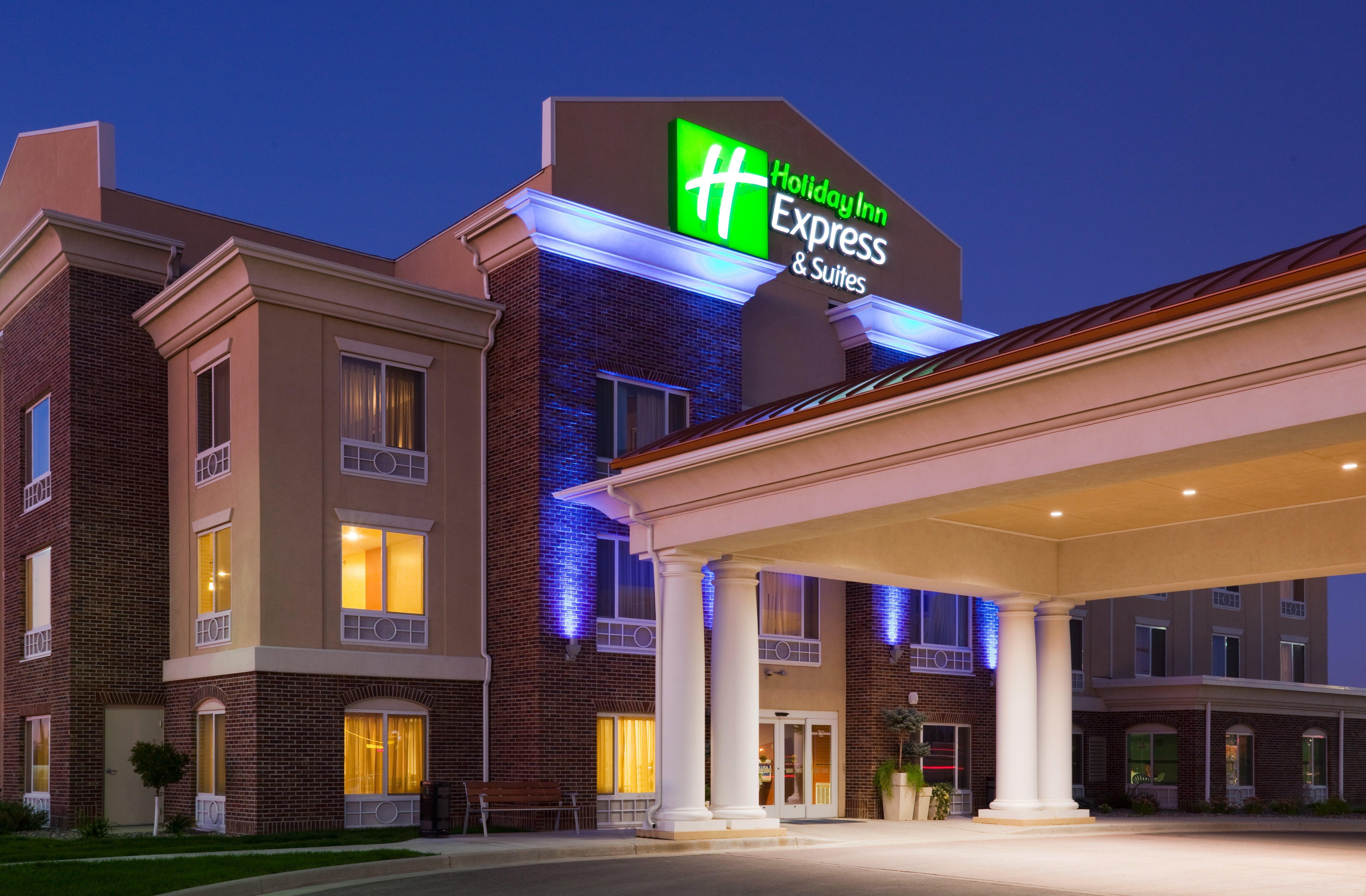 Holiday Inn Express Hotel & Suites Minot South By Ihg Экстерьер фото