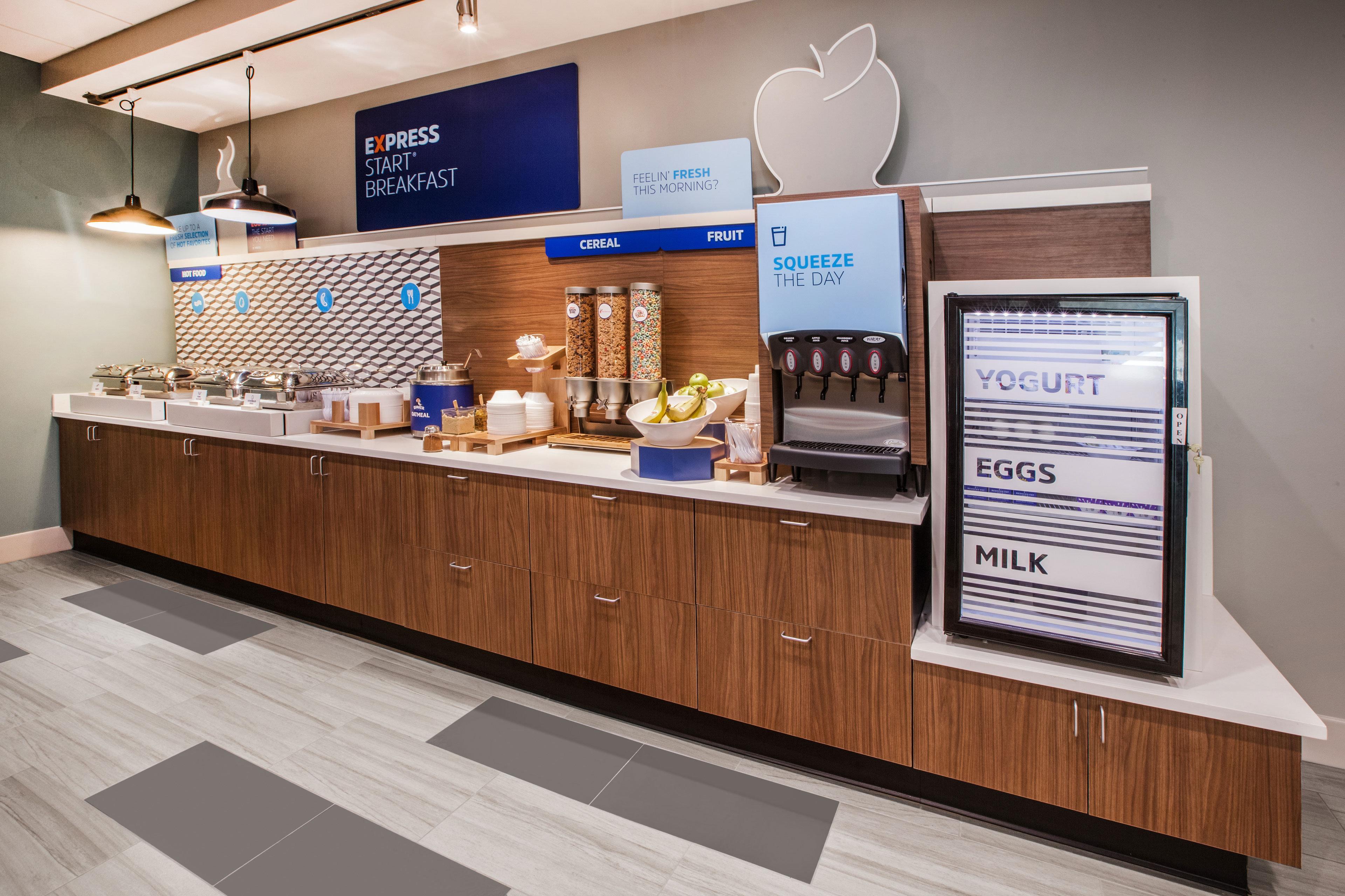 Holiday Inn Express Hotel & Suites Minot South By Ihg Экстерьер фото