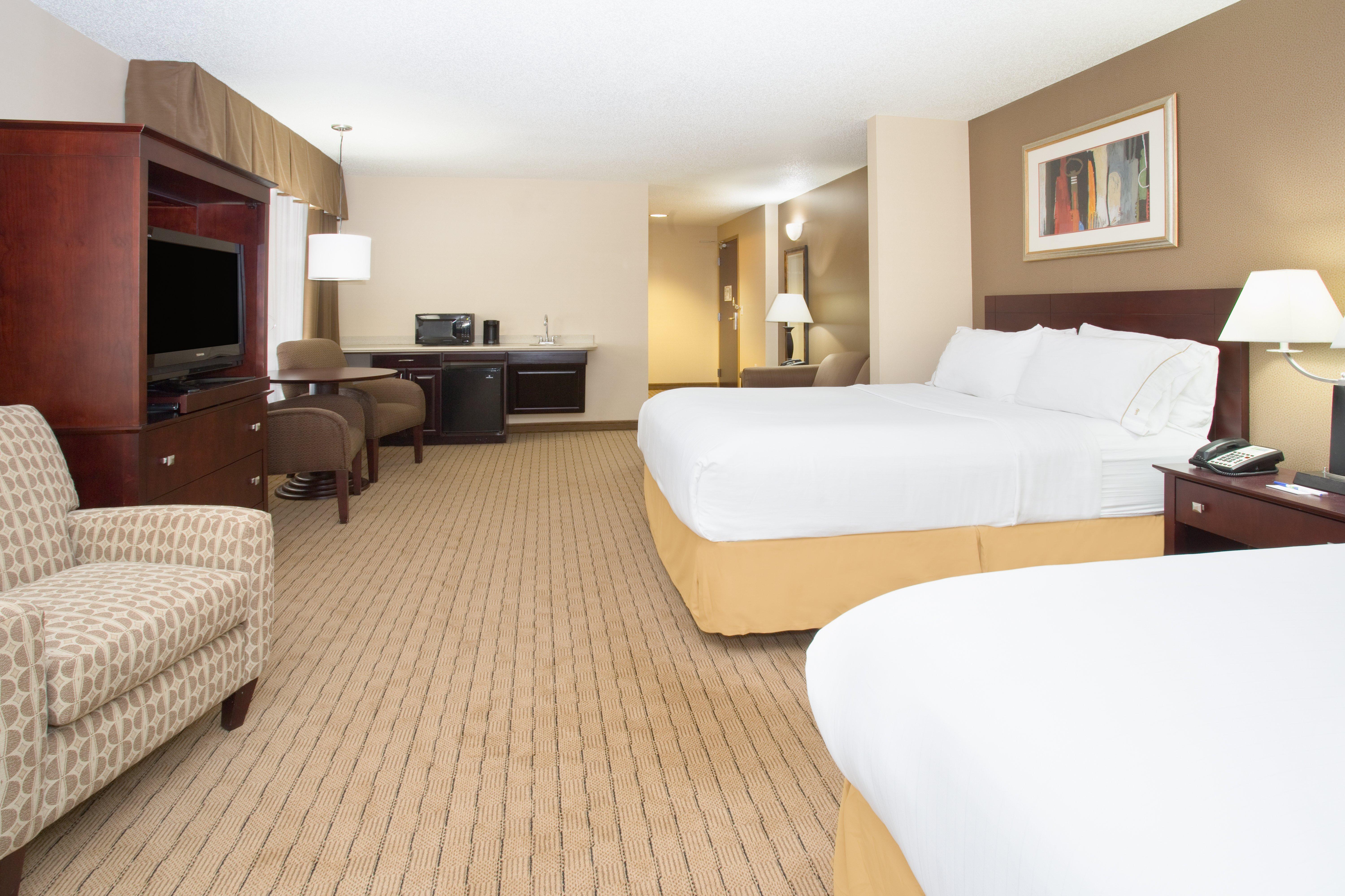 Holiday Inn Express Hotel & Suites Minot South By Ihg Экстерьер фото